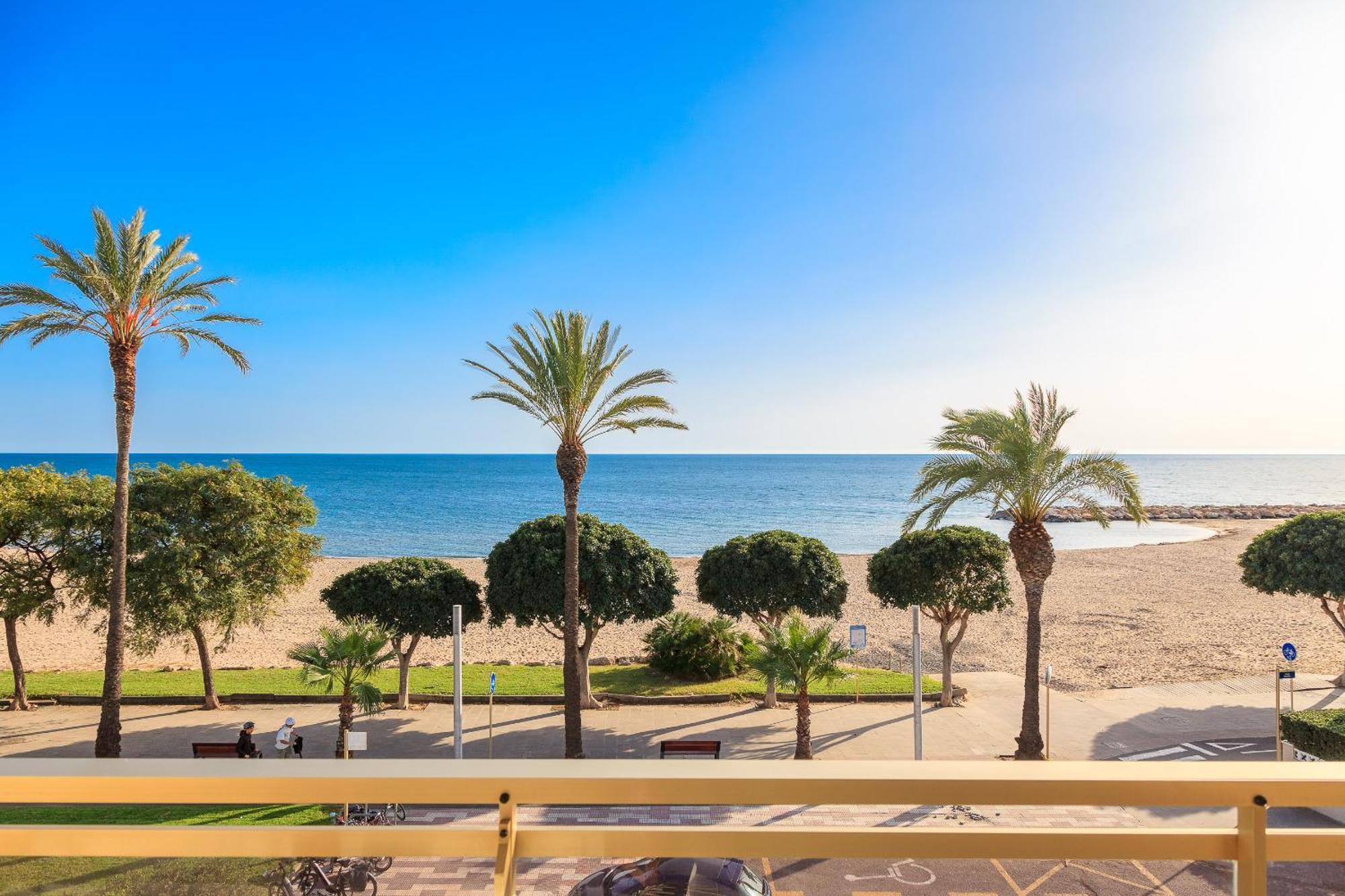 Golf St Jordi 2 Planet Costa Dorada Apartment กัมบริลส์ ภายนอก รูปภาพ