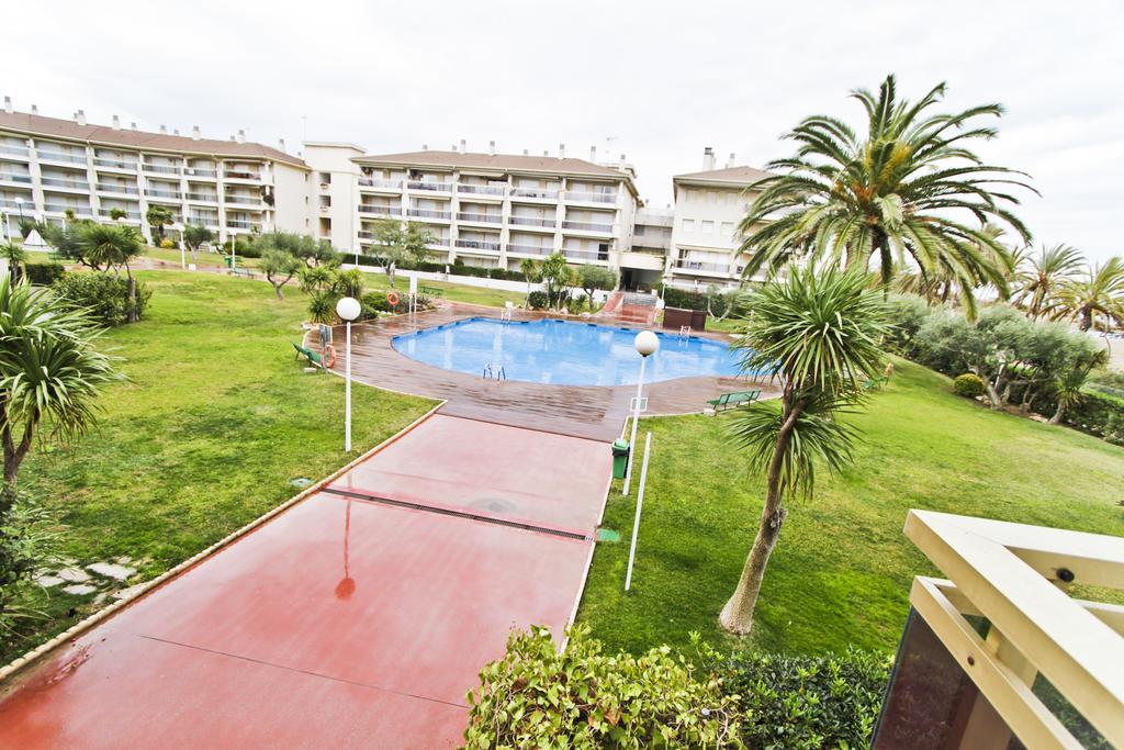 Golf St Jordi 2 Planet Costa Dorada Apartment กัมบริลส์ ภายนอก รูปภาพ